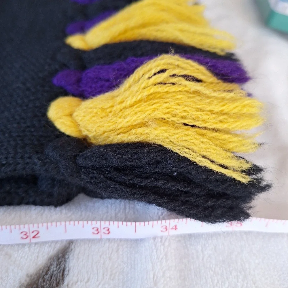 Vintage 60s/70s College University 100% Virgin Wool The Six-Footer Scarf Mass